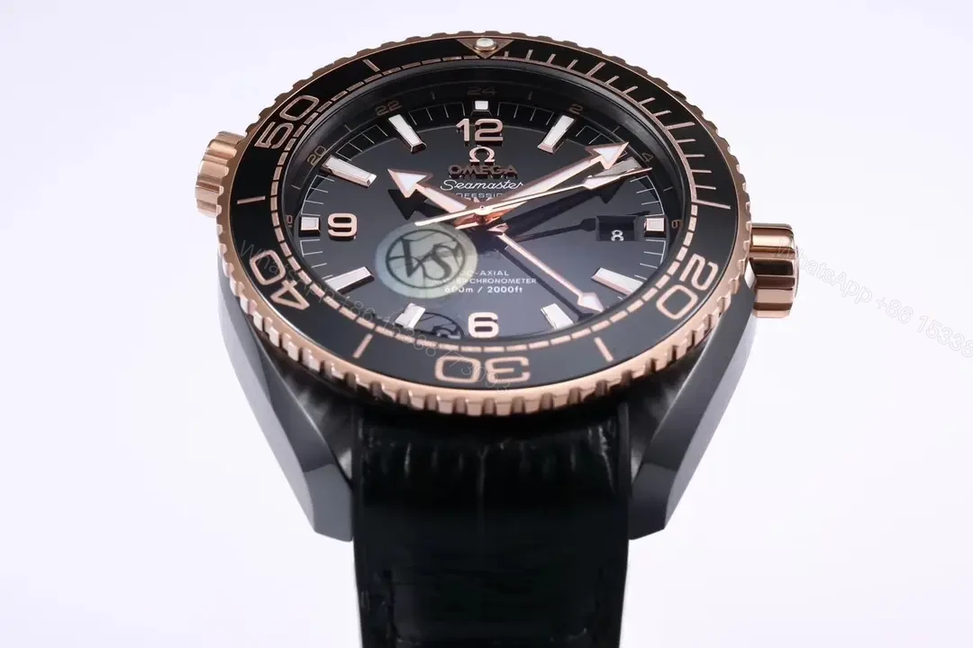 View 3 of Omega Seamaster Diver 300M Master Co-Axial 43 Stainless Steel Sedna Gold Black Dial&Rubber 210.22.42.20.01.002