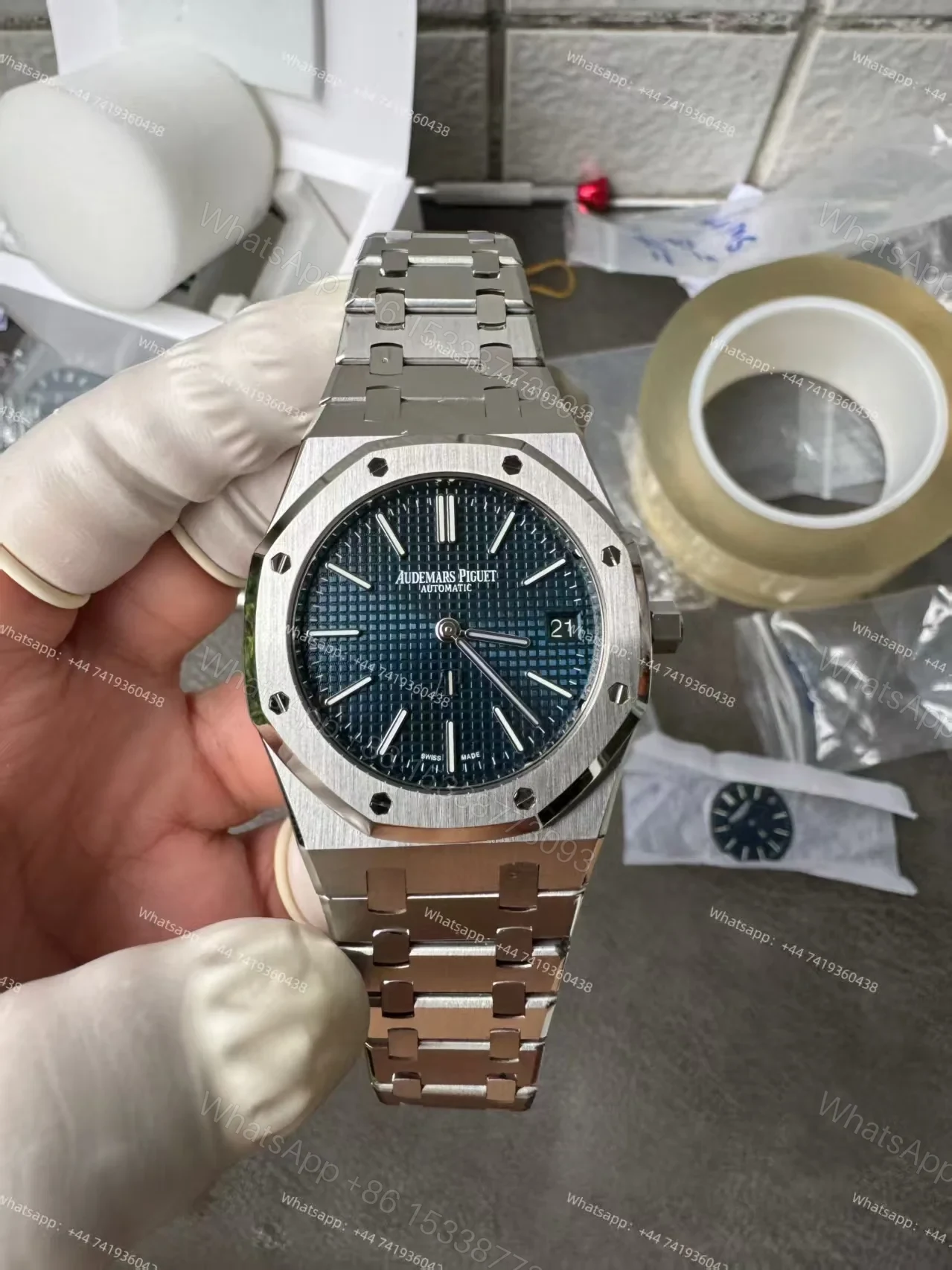 View 3 of Audemars Piguet Super Clone Royal Oak “Jumbo” Extra-Thin 15202ST 39mm