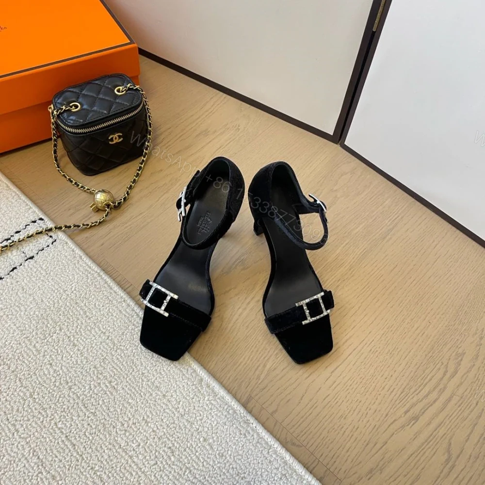 View 5 of 高仿Hermes*Judy系列H242025Z023露趾涼鞋天鵝絨10.5CM黑色免檢版