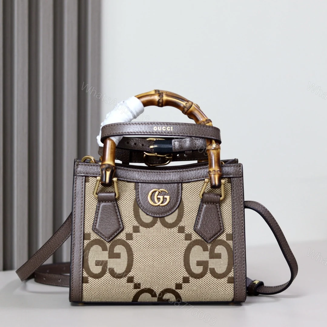 GucciA貨Bamboo 1947放大GG竹節帆布方包特大號 肩背手提兩用 — view 1