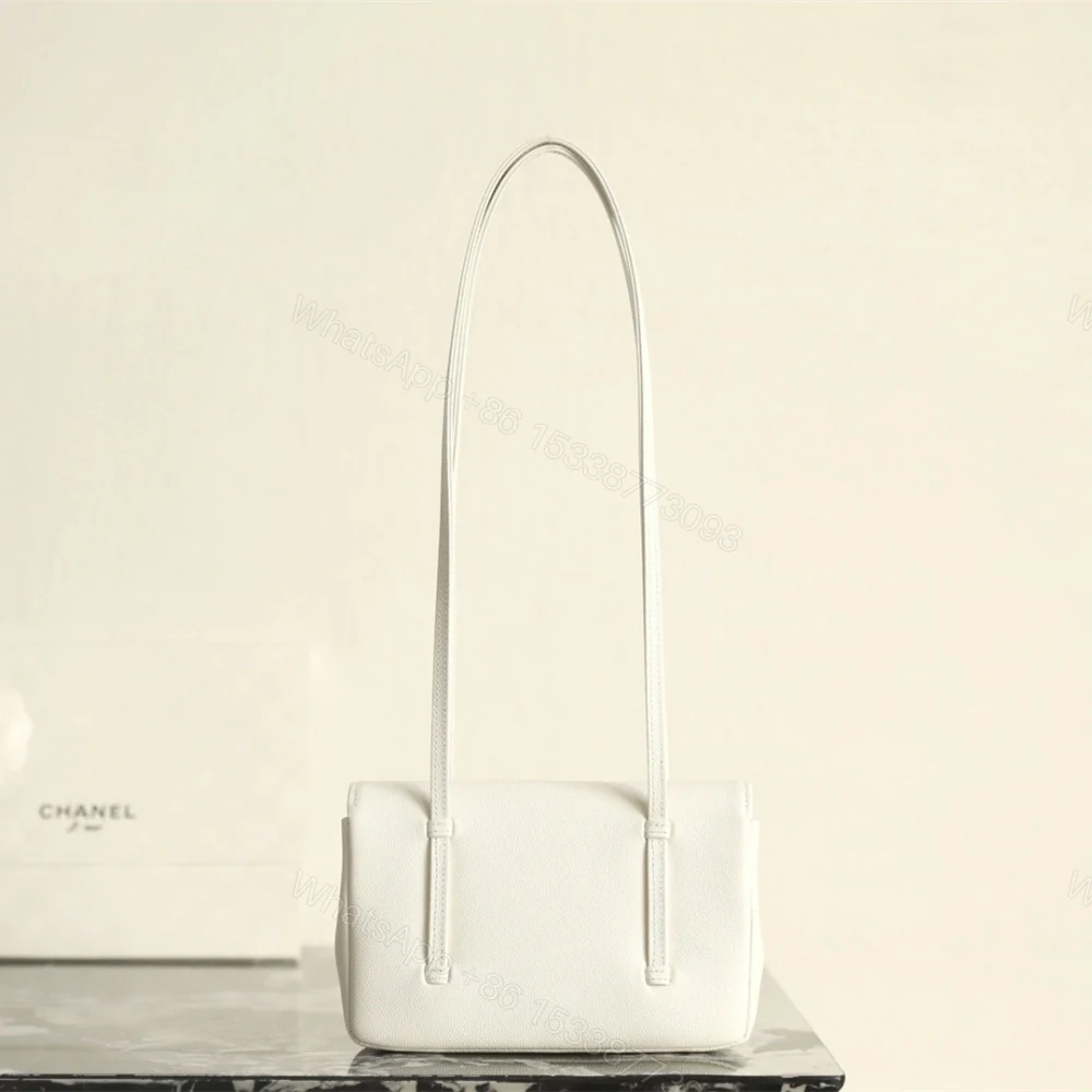 View 2 of 高仿Chanel*26P系列AP5068小牛皮單肩包白色Mini免檢版