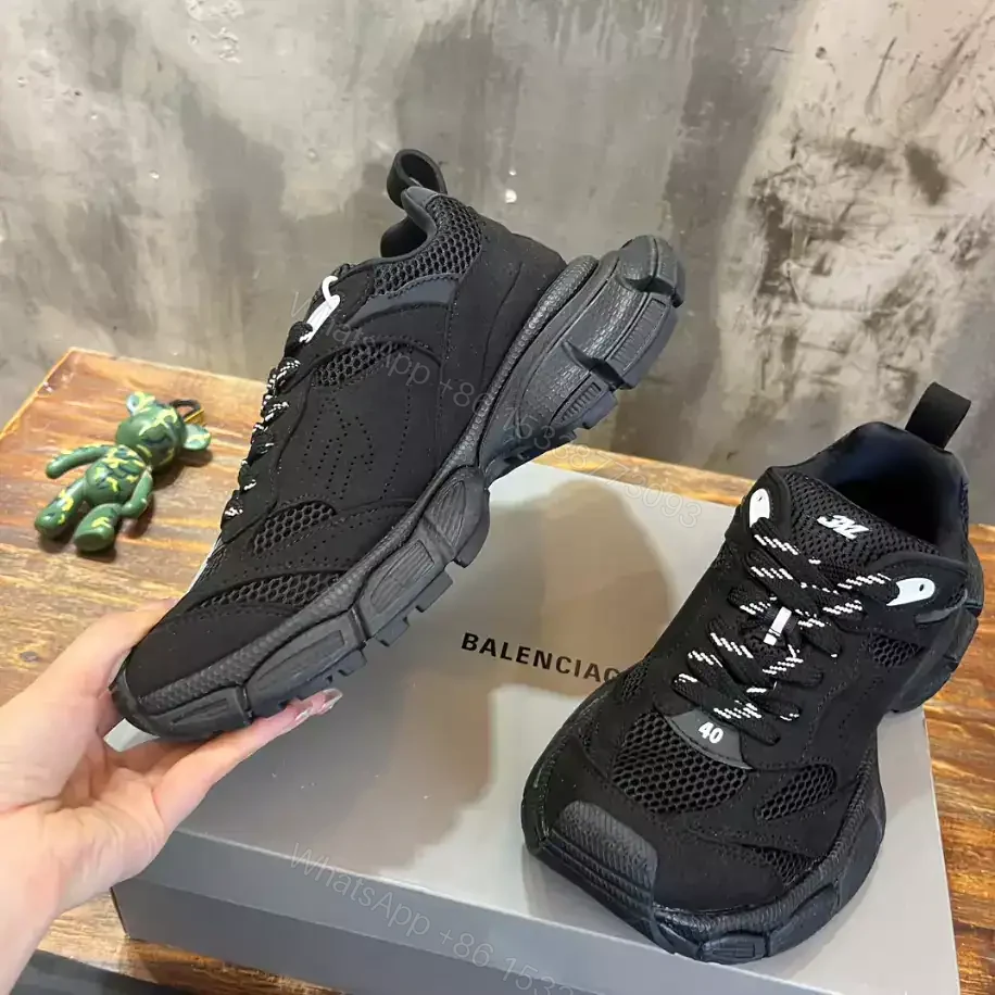View 3 of BALENCIAGA MEN’S 3XL SNEAKER – BB231
