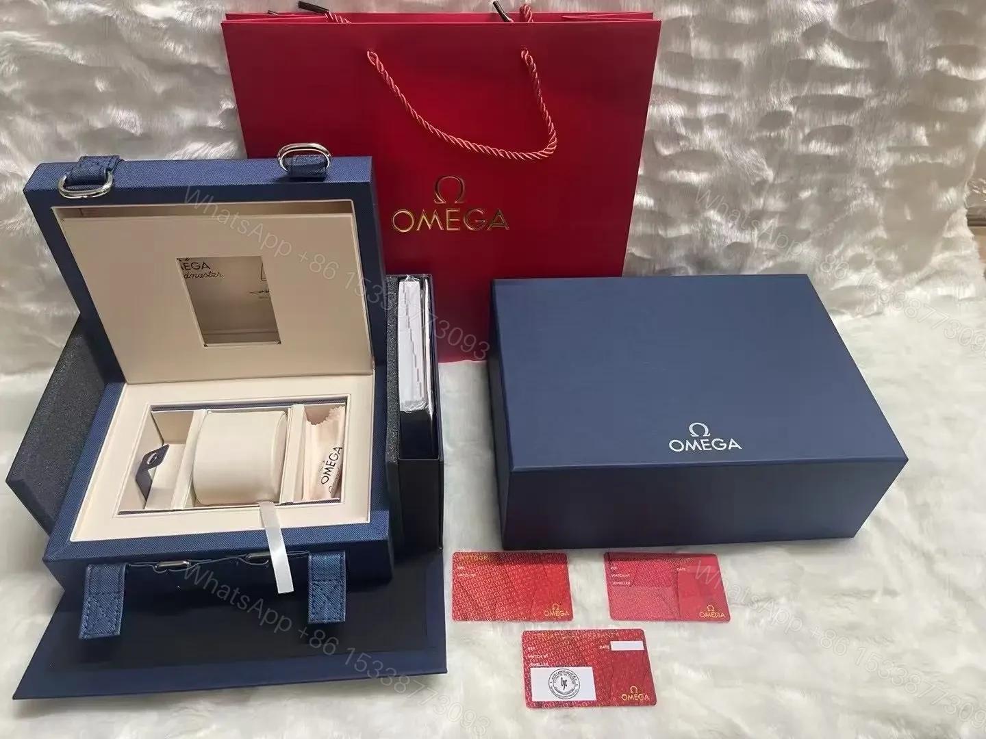 View 7 of Omega Snoopy Replica Watch BoxWatch