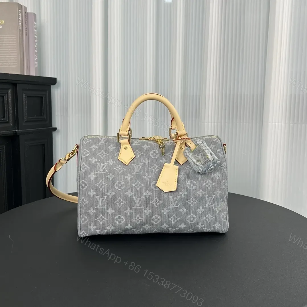 Louis Vuitton Speedy Soft 30 bag in Monogram Denim canva — view 1