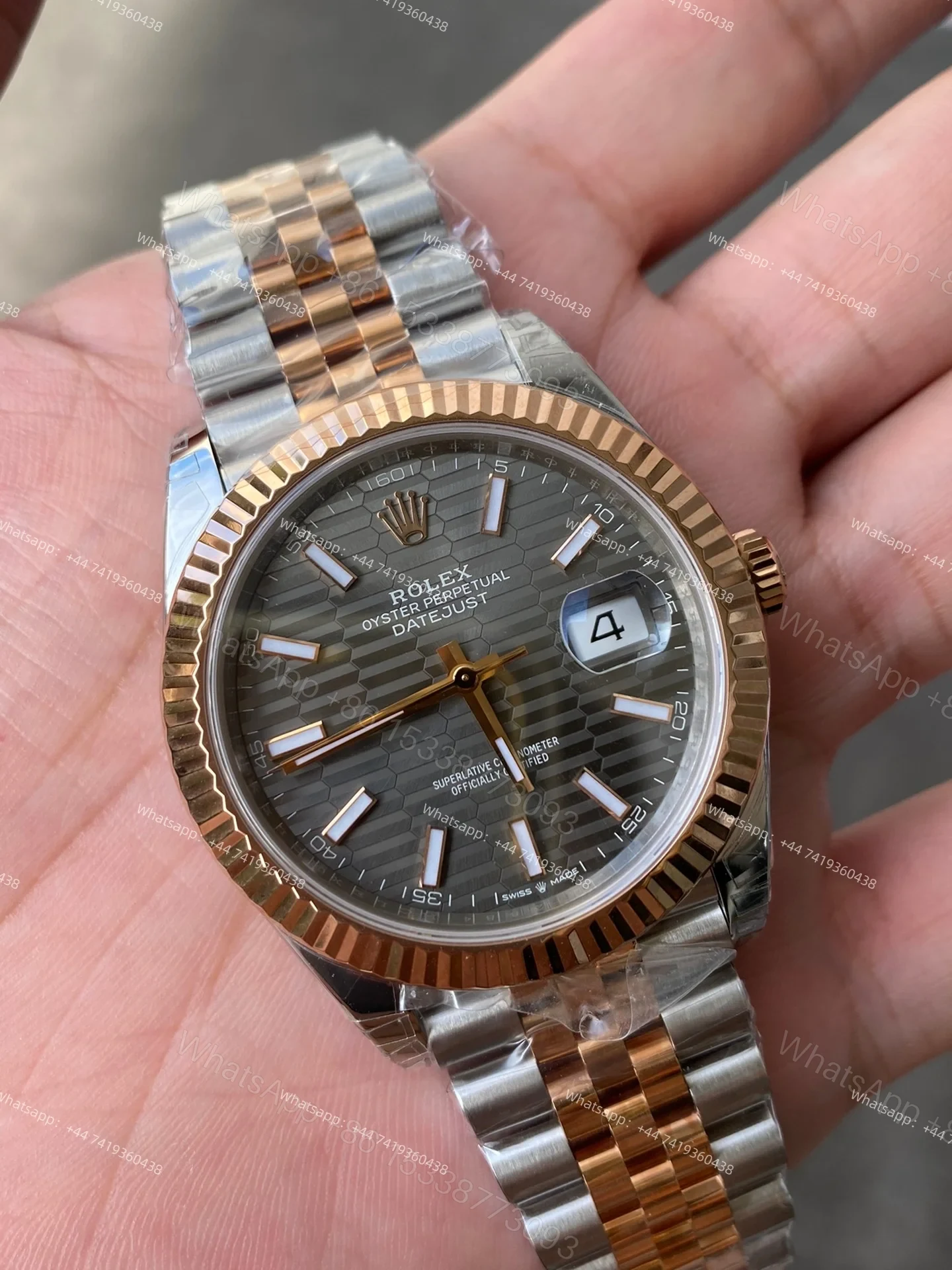 View 14 of Rolex Datejust M126331-0020 1:1 Replica Water Ripple Rose Gold Gray Dial Jubilee 41MM 3235 Movement Super Clone Watch