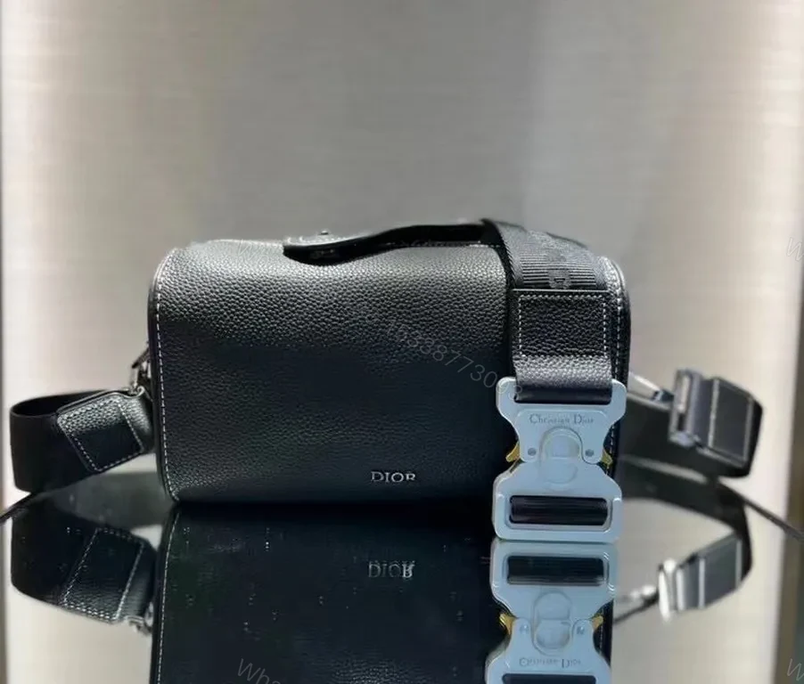 Compact Black Pebble Leather Crossbody — Dior Style & Versatility — view 1