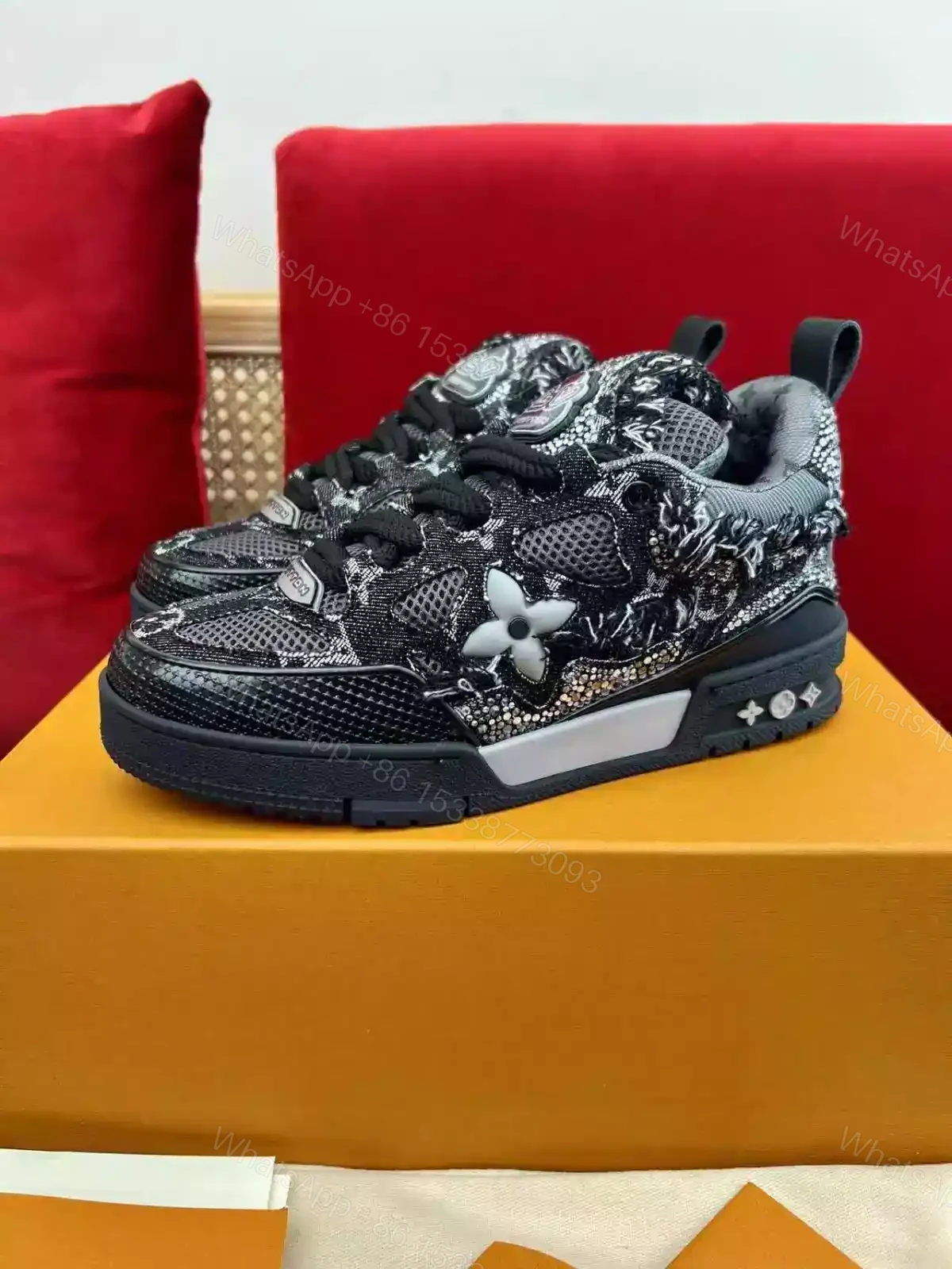 View 2 of LV SKATE SNEAKER – LSVT440