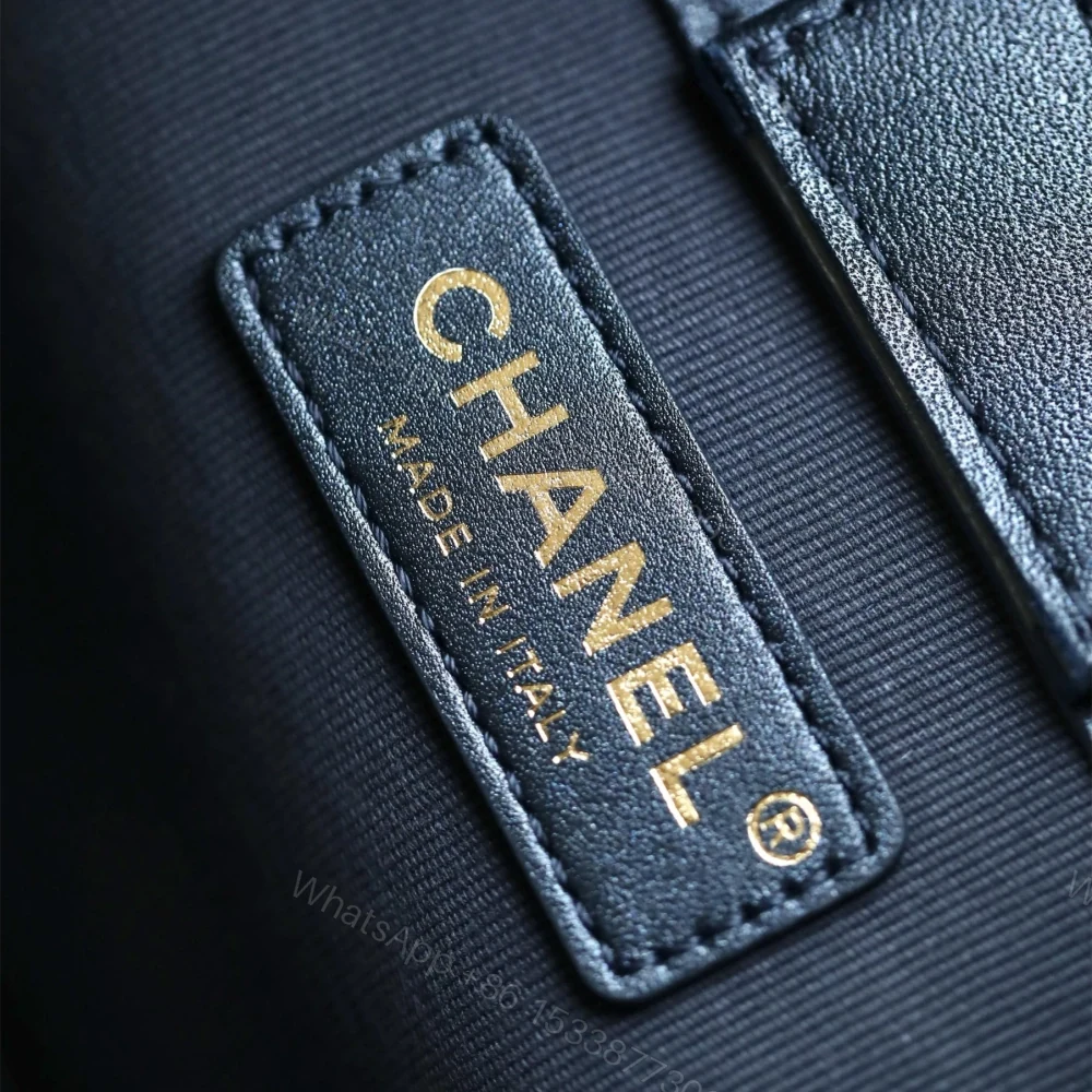 View 8 of 高仿Chanel*24S系列AS4532水洗丹寧Hobo包中號免檢版