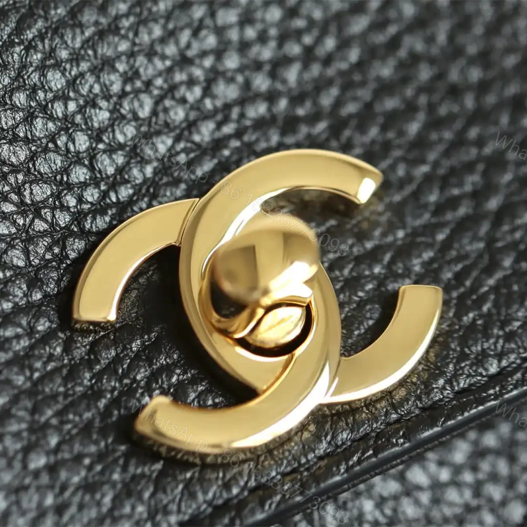 View 11 of 高仿Chanel*26S系列AS6288粒面小牛皮單肩包黑色免檢版