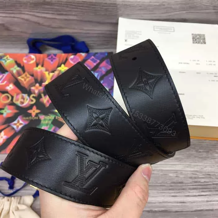 View 9 of LOUIS VUITTON DIAMOND 40MM REVERSIBLE BELT – B172
