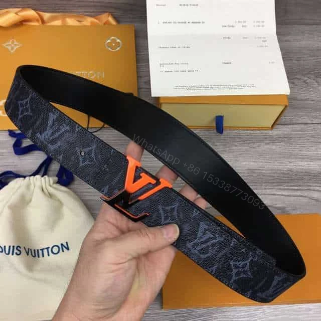 View 5 of LOUIS VUITTON SHAPE 40MM REVERSIBLE BELT – B95