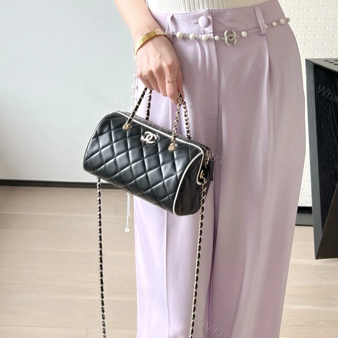 View 23 of 高仿Chanel*25P系列AS4515小羊皮拼色單肩包小號免檢版