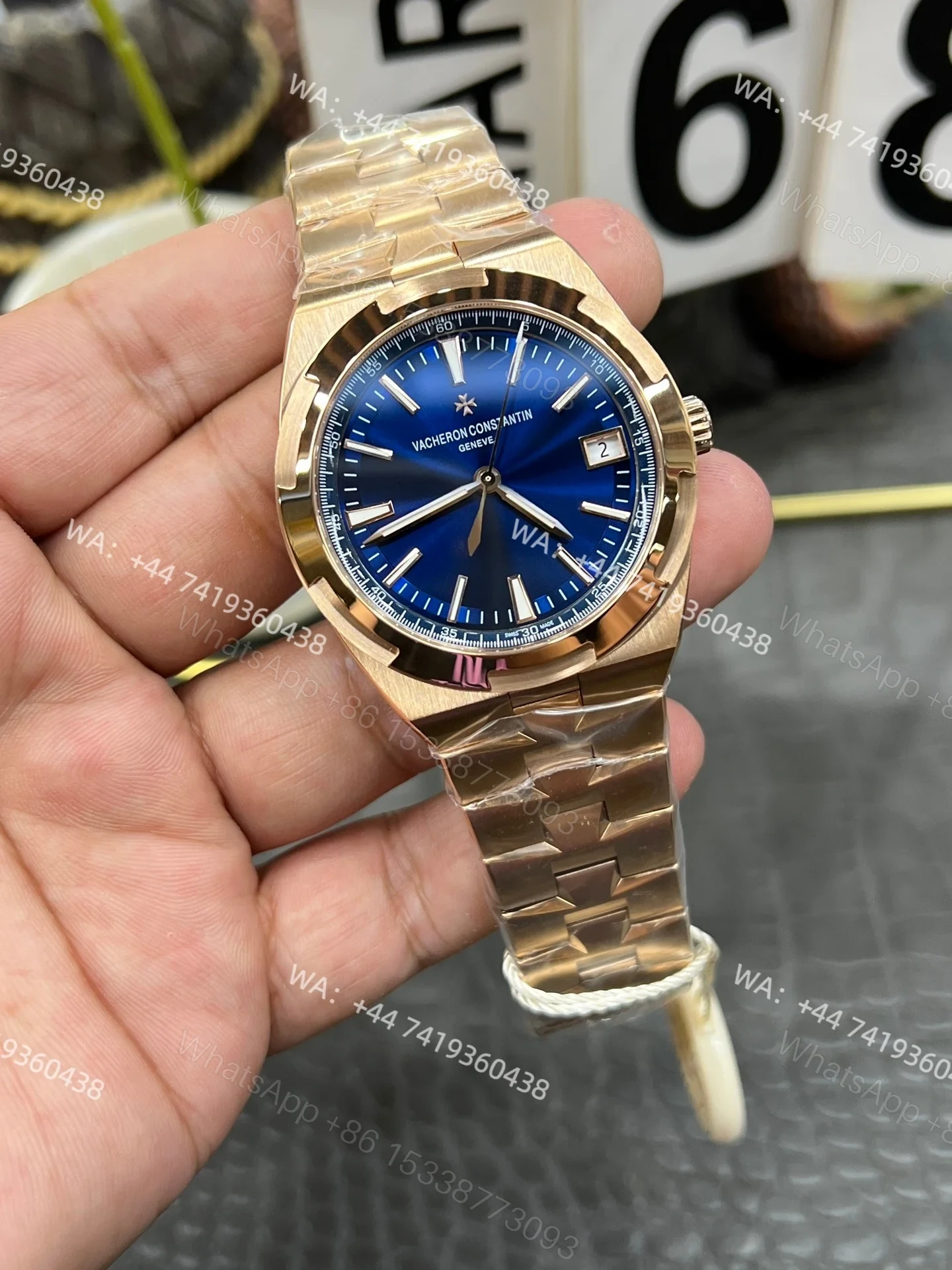 View 4 of Super Clone Vacheron Constantin Overseas 4500V/210R-B705 Rose Gold Watch with Blue Dial