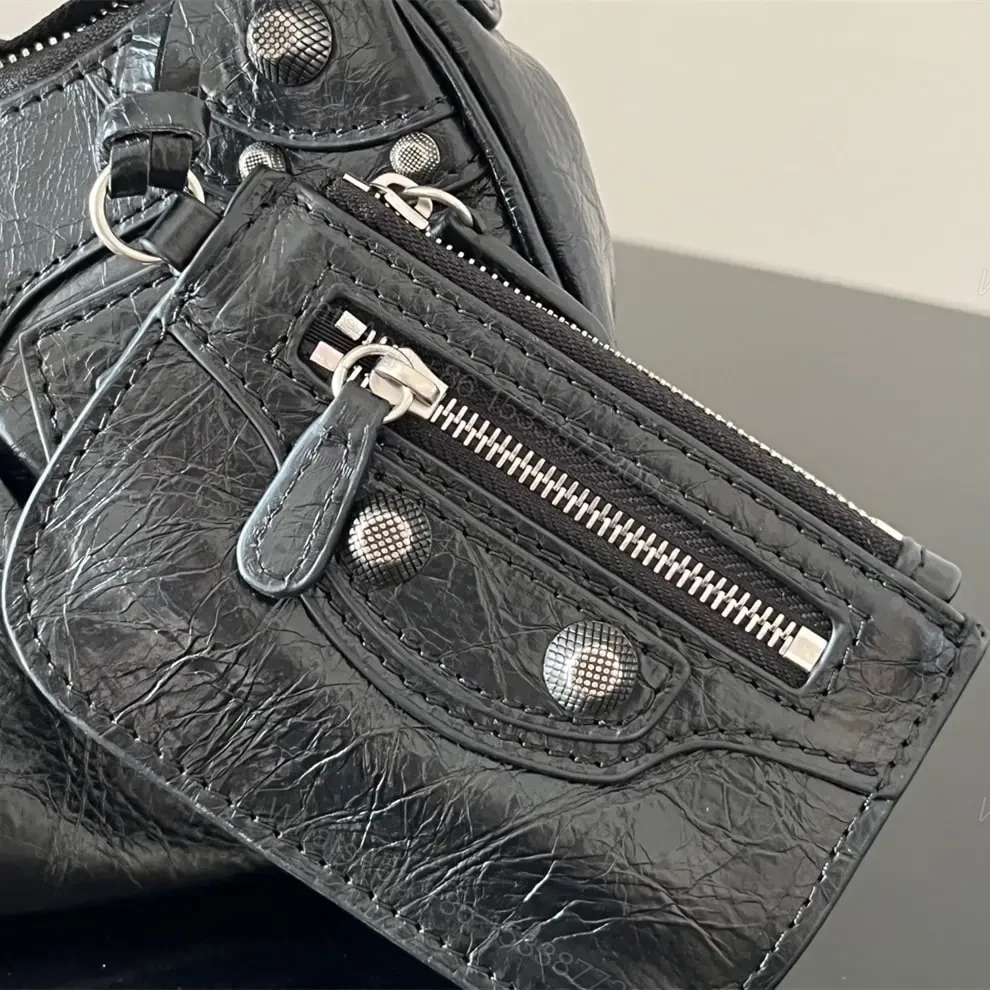 View 11 of 高仿Balenciaga*LeCagole朋克單肩包黑色XS