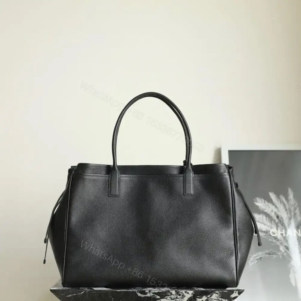 View 2 of 高仿Chanel*26S系列AS6289粒面小牛皮單肩包黑色大號免檢版
