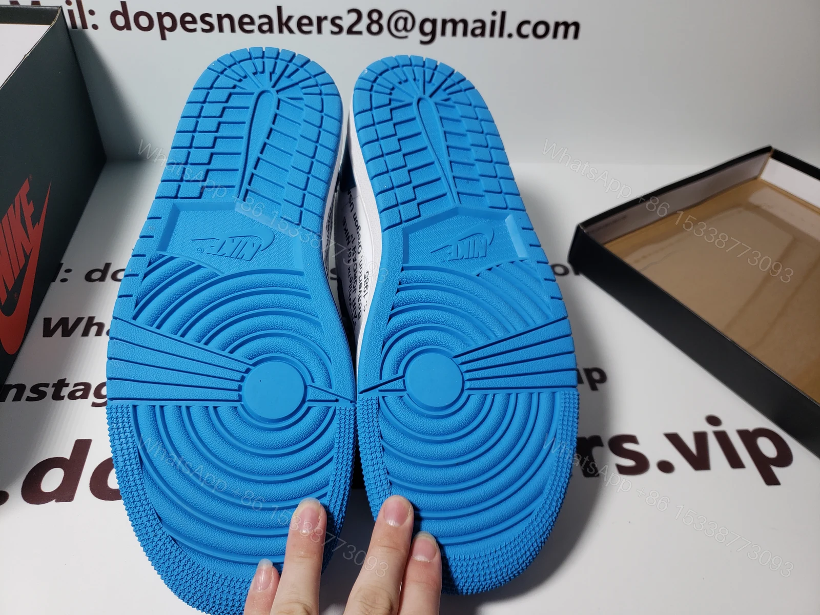View 4 of (OG)Off White x Air Jordan 1 low “UNC”ZC0790-148