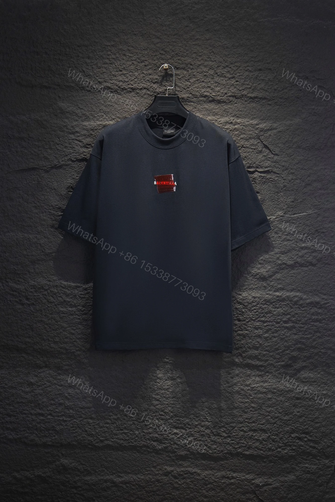 Balenciaga A貨 男款紅標字母短袖T恤 潮流街頭休閒款 — view 1
