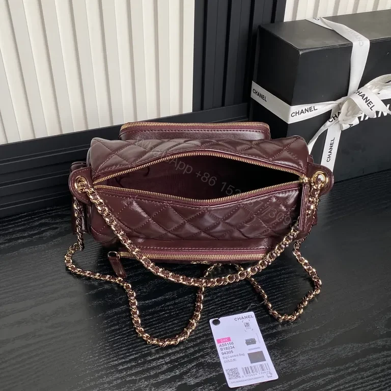 View 7 of Chic Burgundy Quilted Crossbody: Luxury Everyday Bag