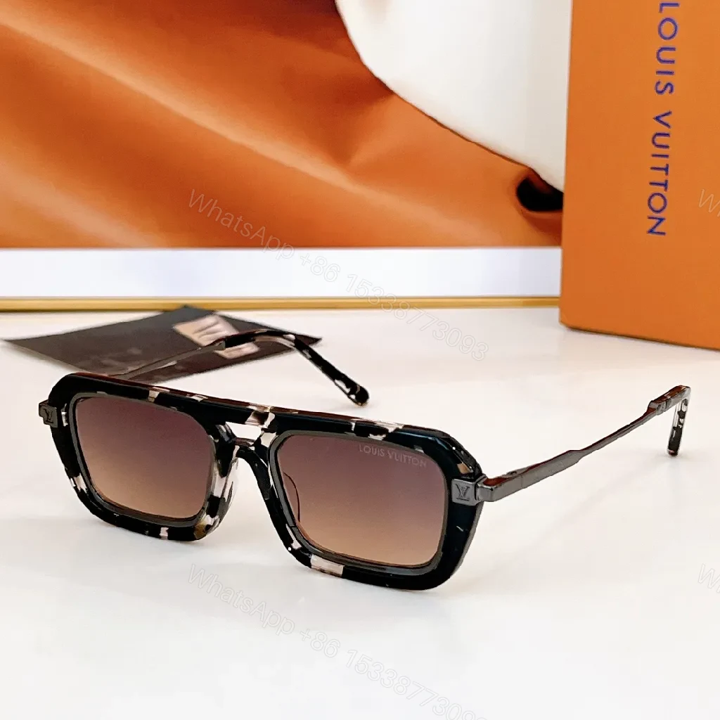 Bold Frame Square Sunglasses: Premium Designer-Inspired, Polarized UV40+ — view 1