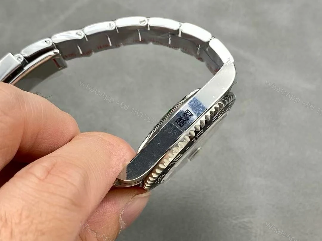 View 6 of Replica Super Clone Rolex GMT Master 2 Silver Black