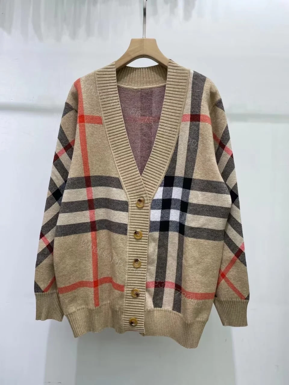 BURBERRY — view 1