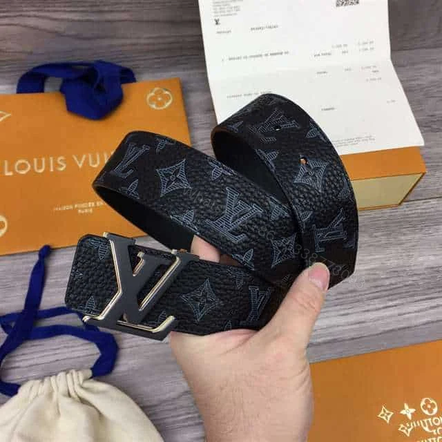 View 8 of LOUIS VUITTON INITIALES 40MM REVERSIBLE MONOGRAM CANVAS BELT – B111