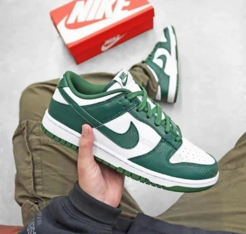 FIRST COPY NIKE SB DUNK LOW VARSITY GREEN FOR WOMAN — view 1