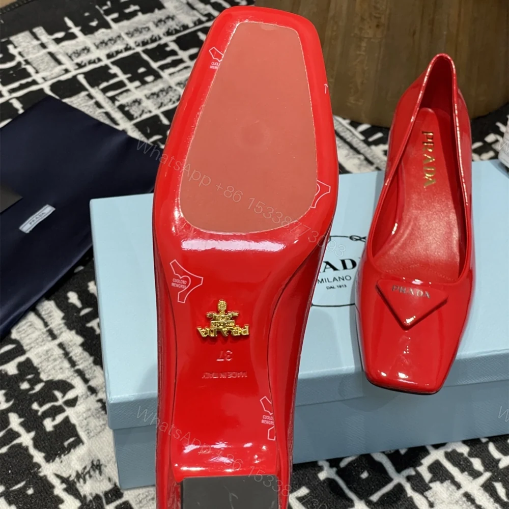 View 8 of 高仿Prada*1l628M方頭粗跟單鞋3.5CM紅色免檢版