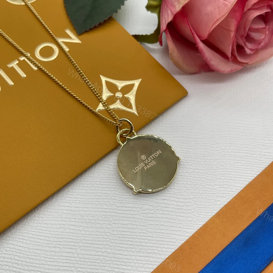 View 5 of EN – Lux LV Necklaces 064
