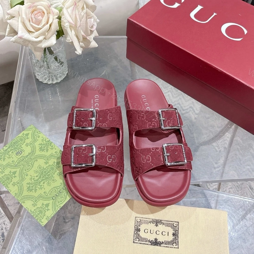View 2 of GUCCI WOMEN’S SLIDE SANDAL BURGUNDY
