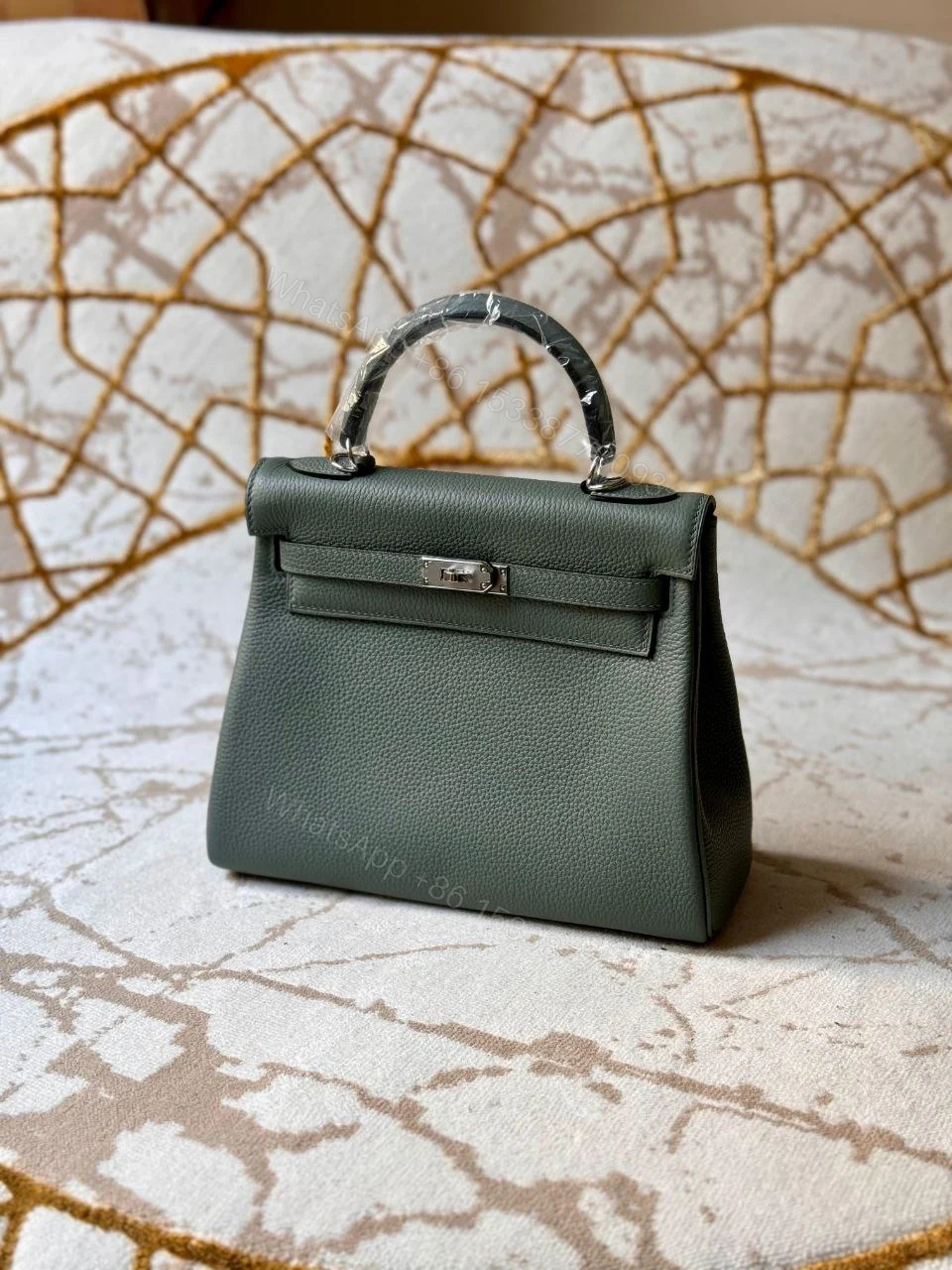 View 11 of HERMÈS Kelly 25 handbag in Chai Togo