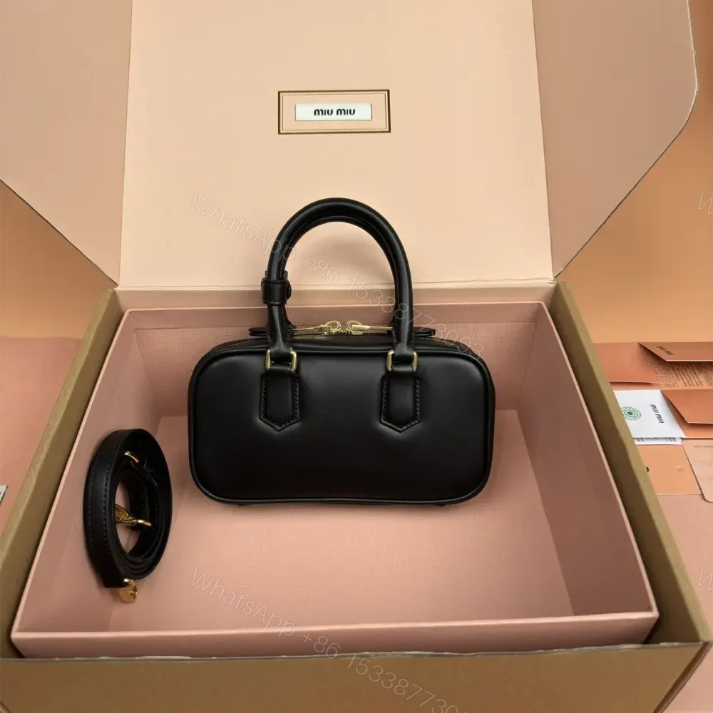 View 2 of 高仿miumiu*Arcadie系列5BP088小牛皮手袋黑色Mini免檢版