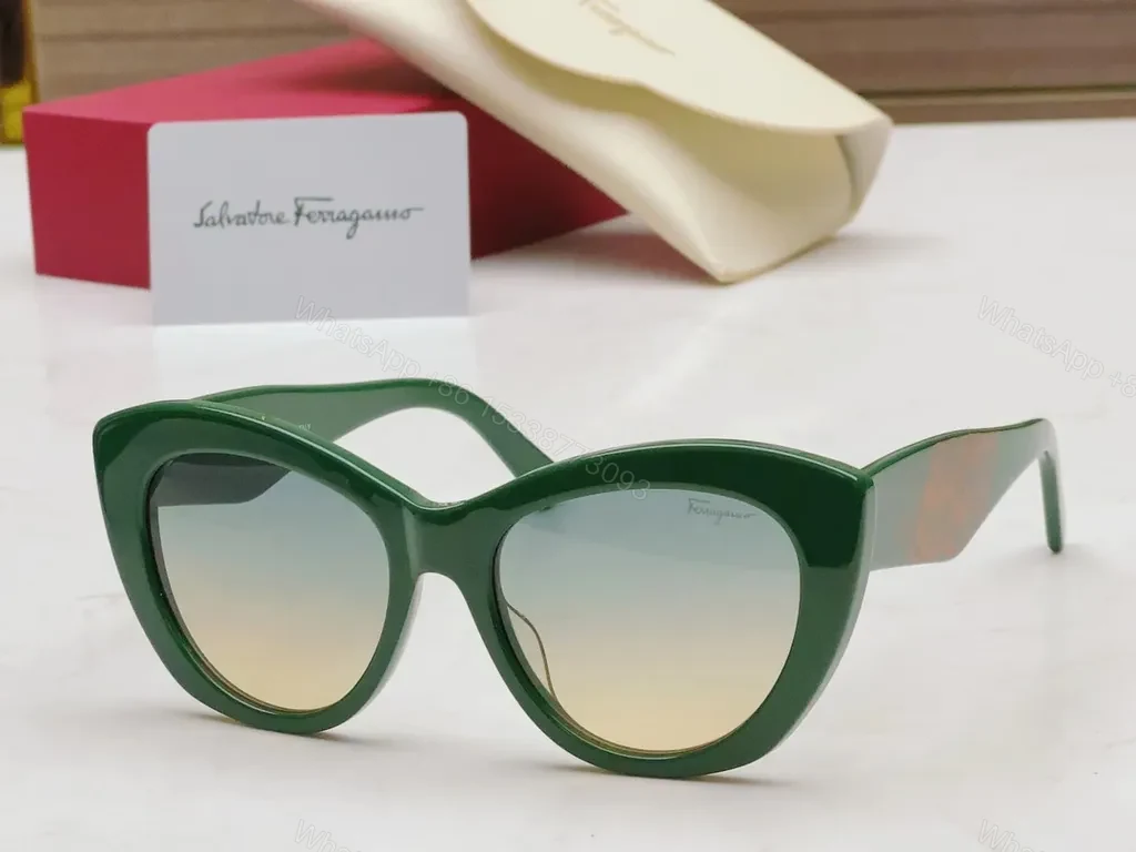 Emerald Green Cat-Eye Sunglasses – Luxury Acetate, UV400 Protection — view 1
