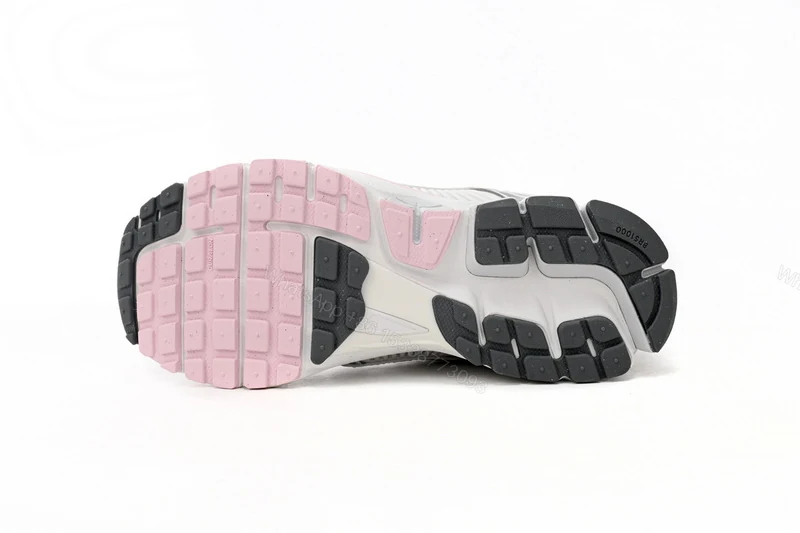 View 4 of Nike Air Zoom Vomero 5 Pink FN3695-001