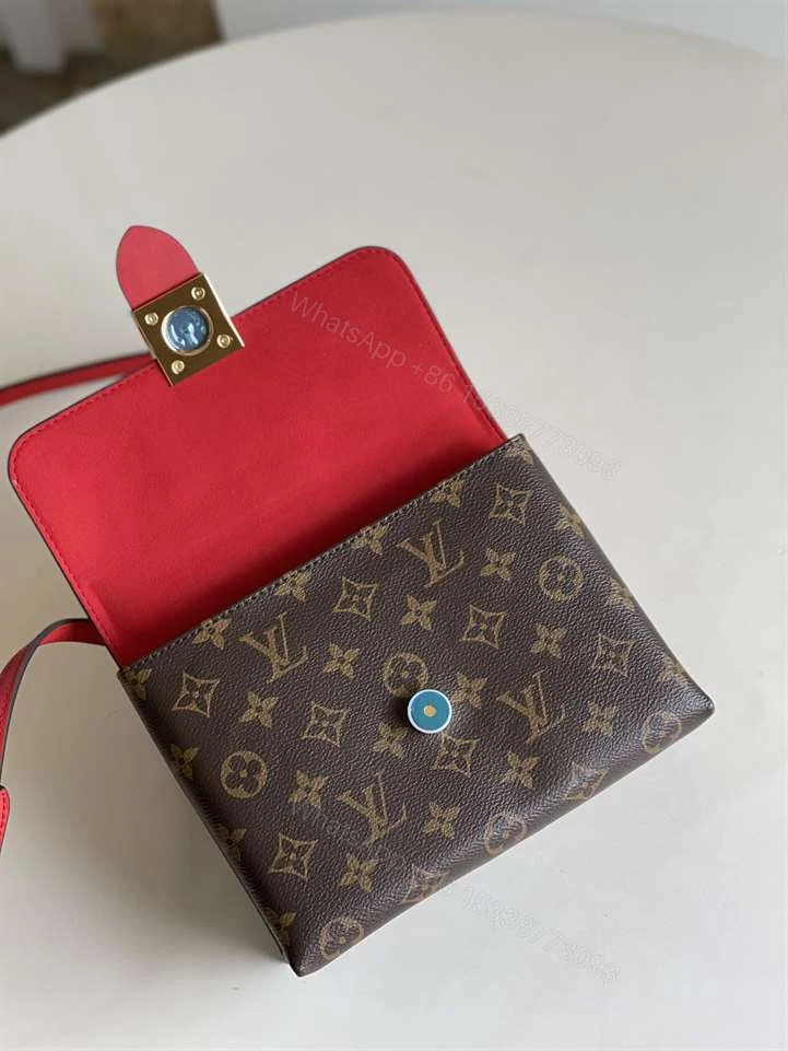 View 3 of LOUIS VUITTON LOCKY BB – LBV201