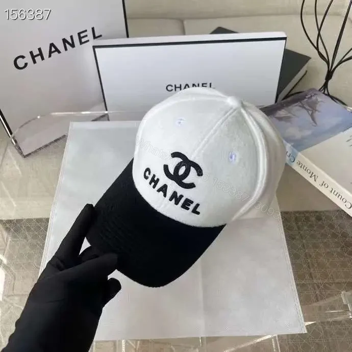 CHANEL — view 1