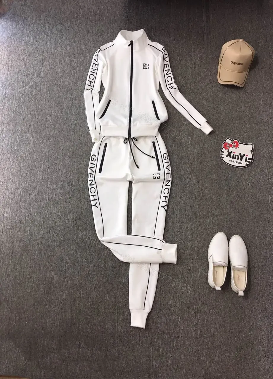 GIVENCHY — view 1