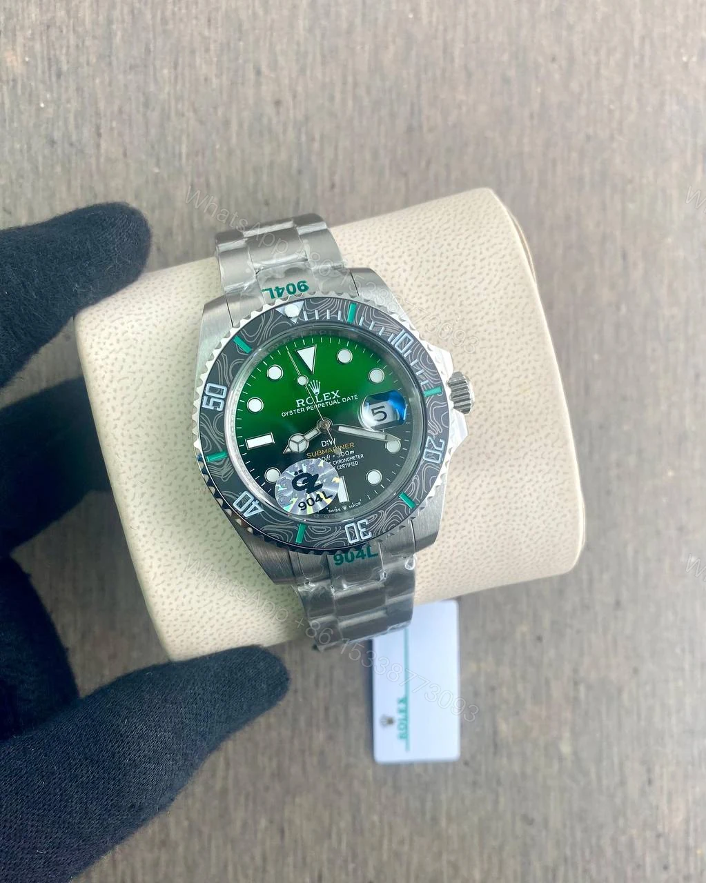 Rolex Submariner Silver Green Diw 41MM Automatic — view 1