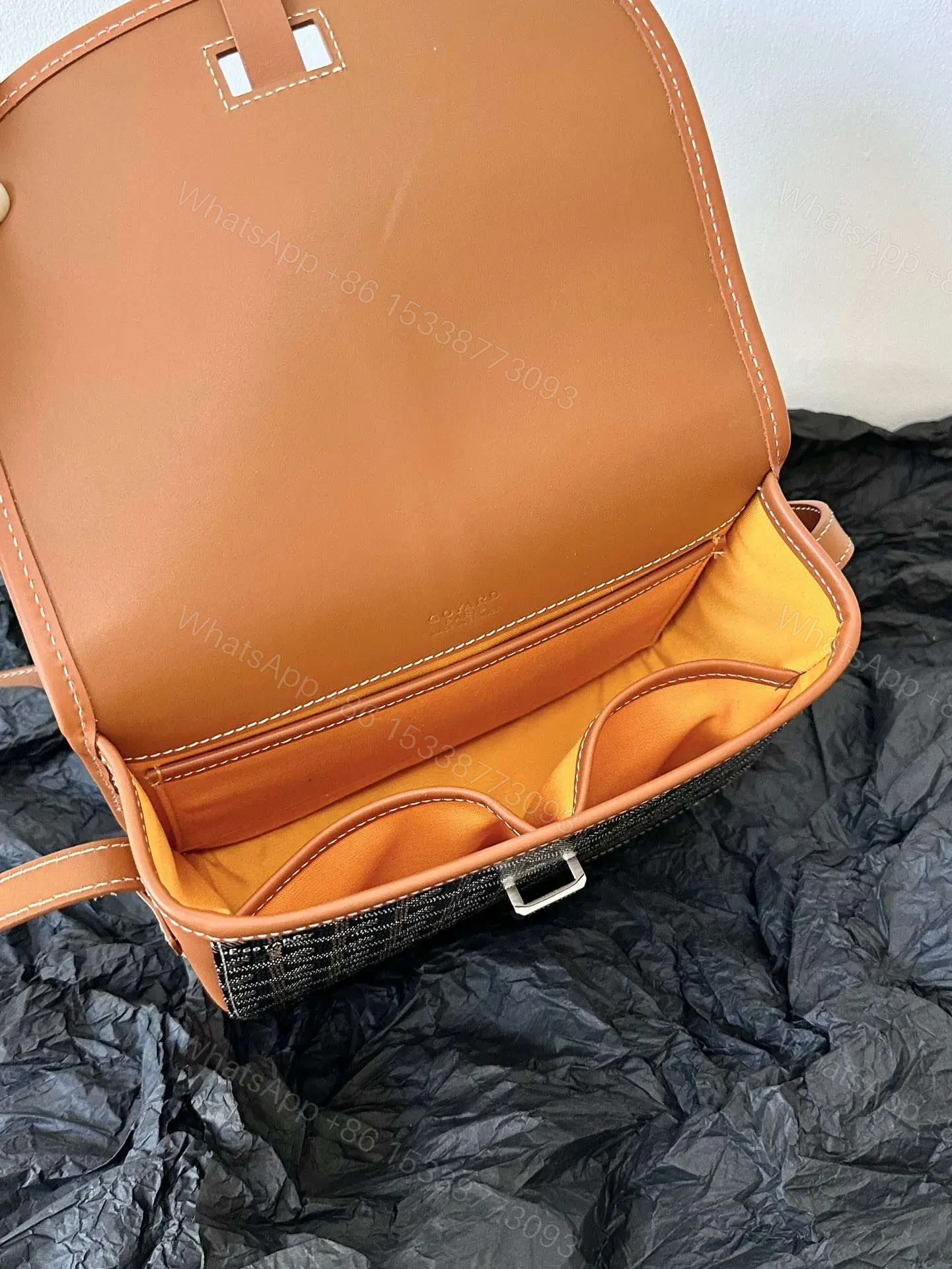 View 3 of Goyard Super Premium Women’s Handbag Orange Leather Pattern 22x16x7cm