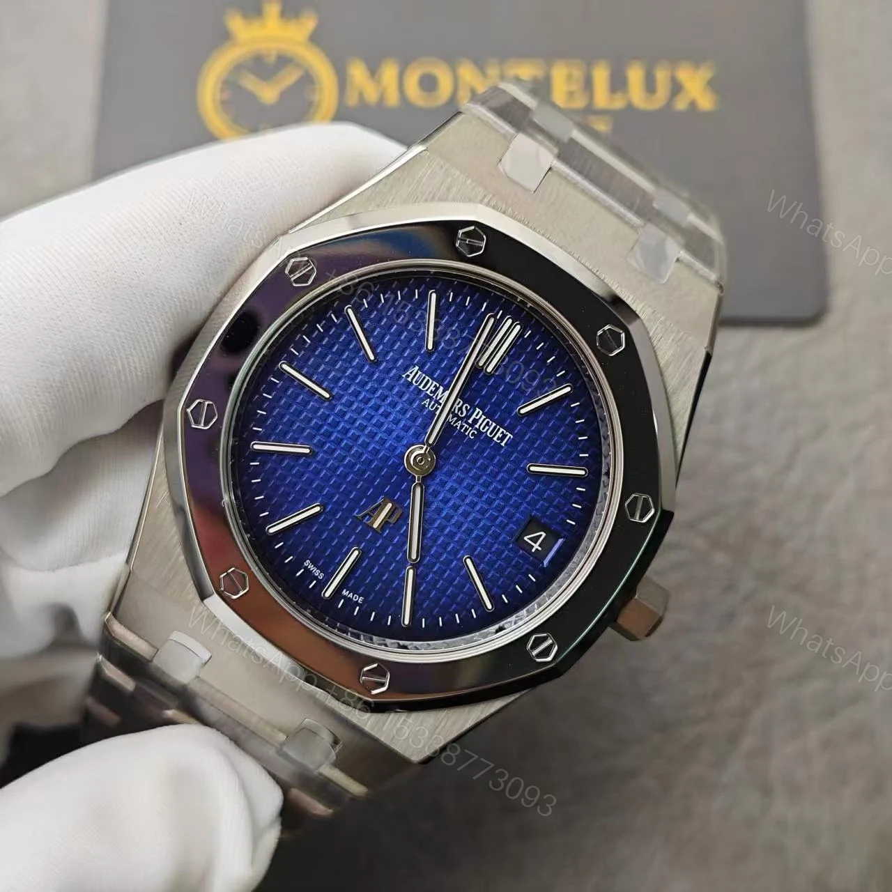 View 3 of Replica Audemars Piguet Royal Oak Jumbo Extra-Thin Blue 15202IP.OO.1240IP.01
