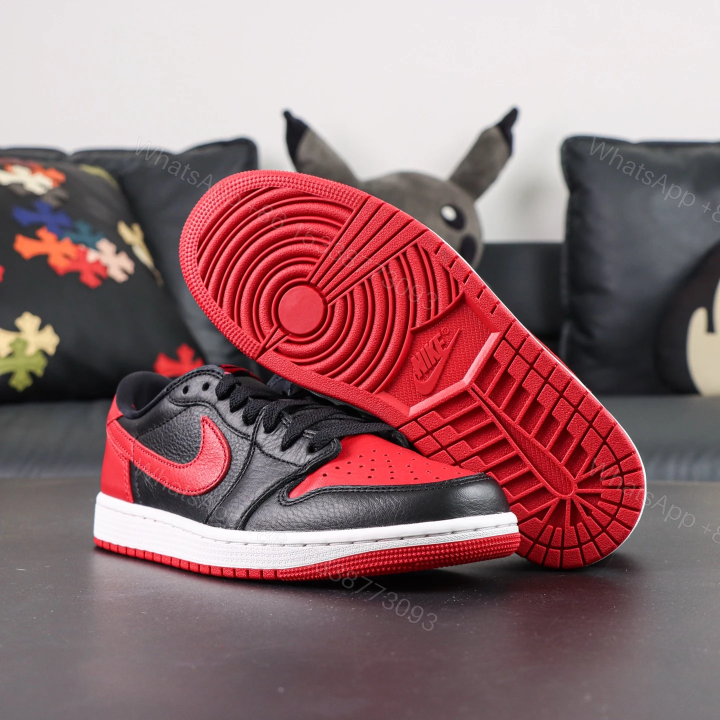 View 3 of Air Jordan 1 Retro Low OG”Banned”