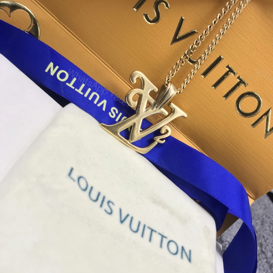 View 3 of EN – Lux LV Necklaces 017