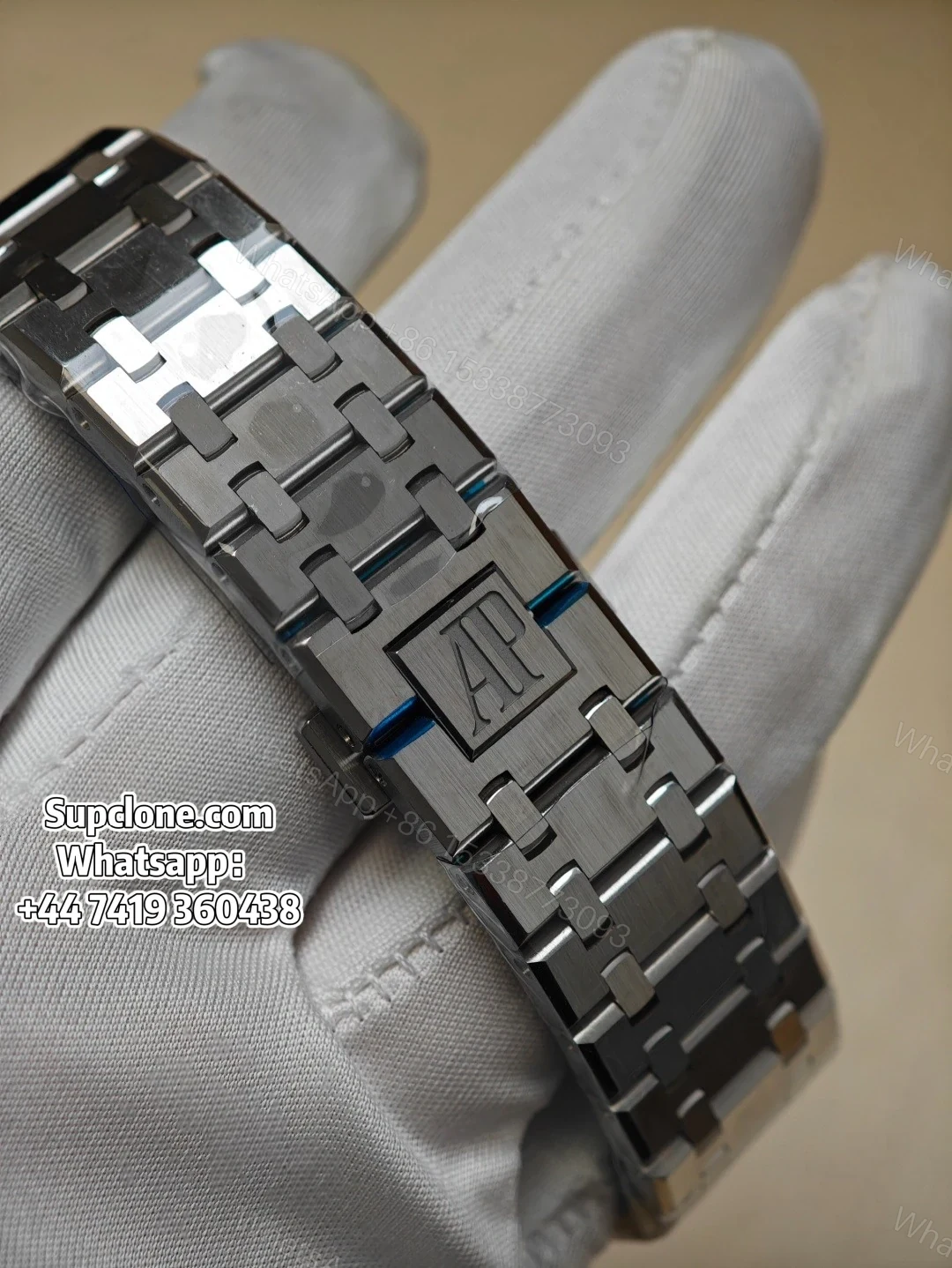 View 14 of Audemars Piguet Super Clone 1:1 Royal Oak 15500 Blue Dial