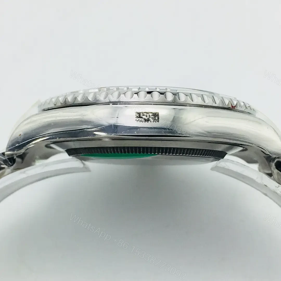 View 5 of Rolex Yacht-Master 40 Gray Dial Blue Accents 126660-0002
