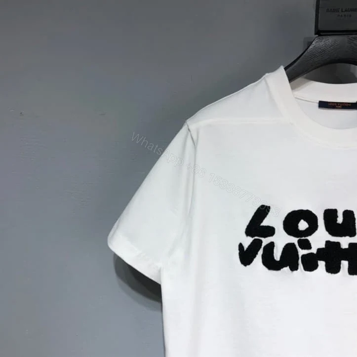 View 6 of LOUIS VUITTON T-SHIRT – LV20