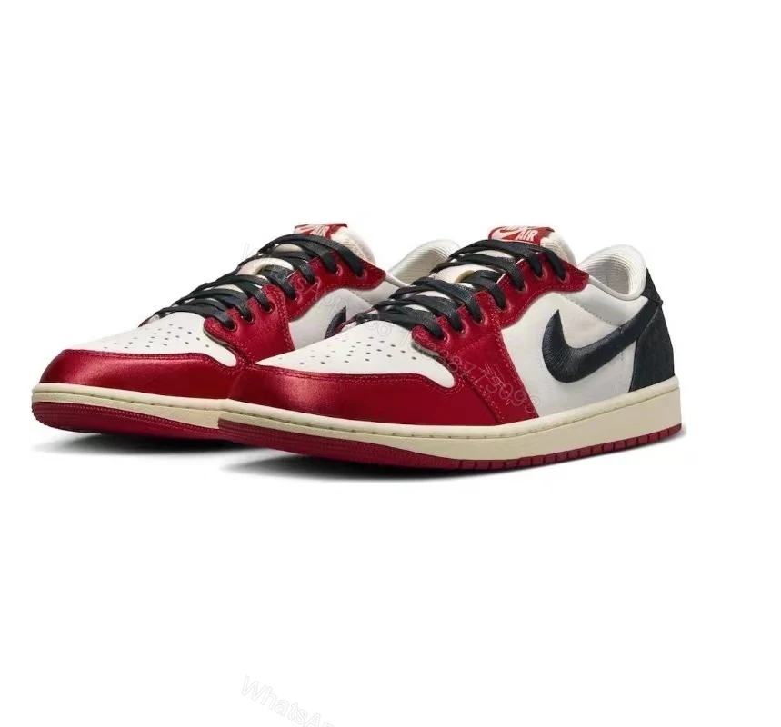 Jordan 1 Retro Low OGTrophy Room Away — view 2