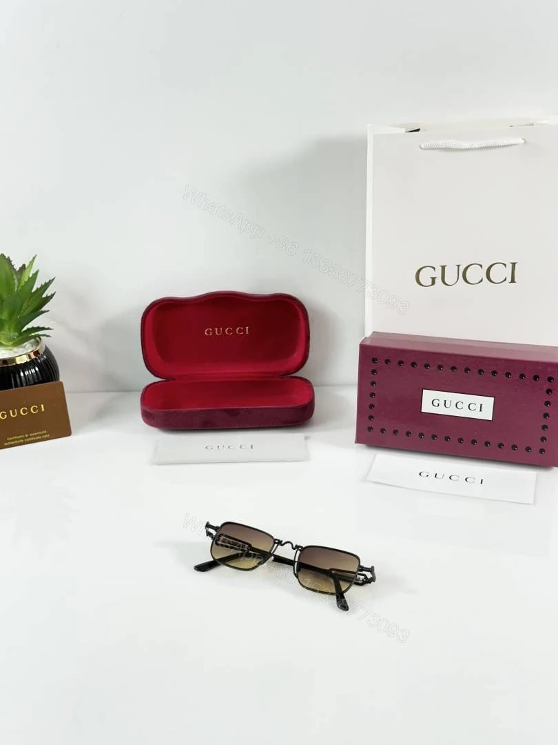 View 4 of First Copy Gucci 96001 Black Brown Shaded Sunglasses