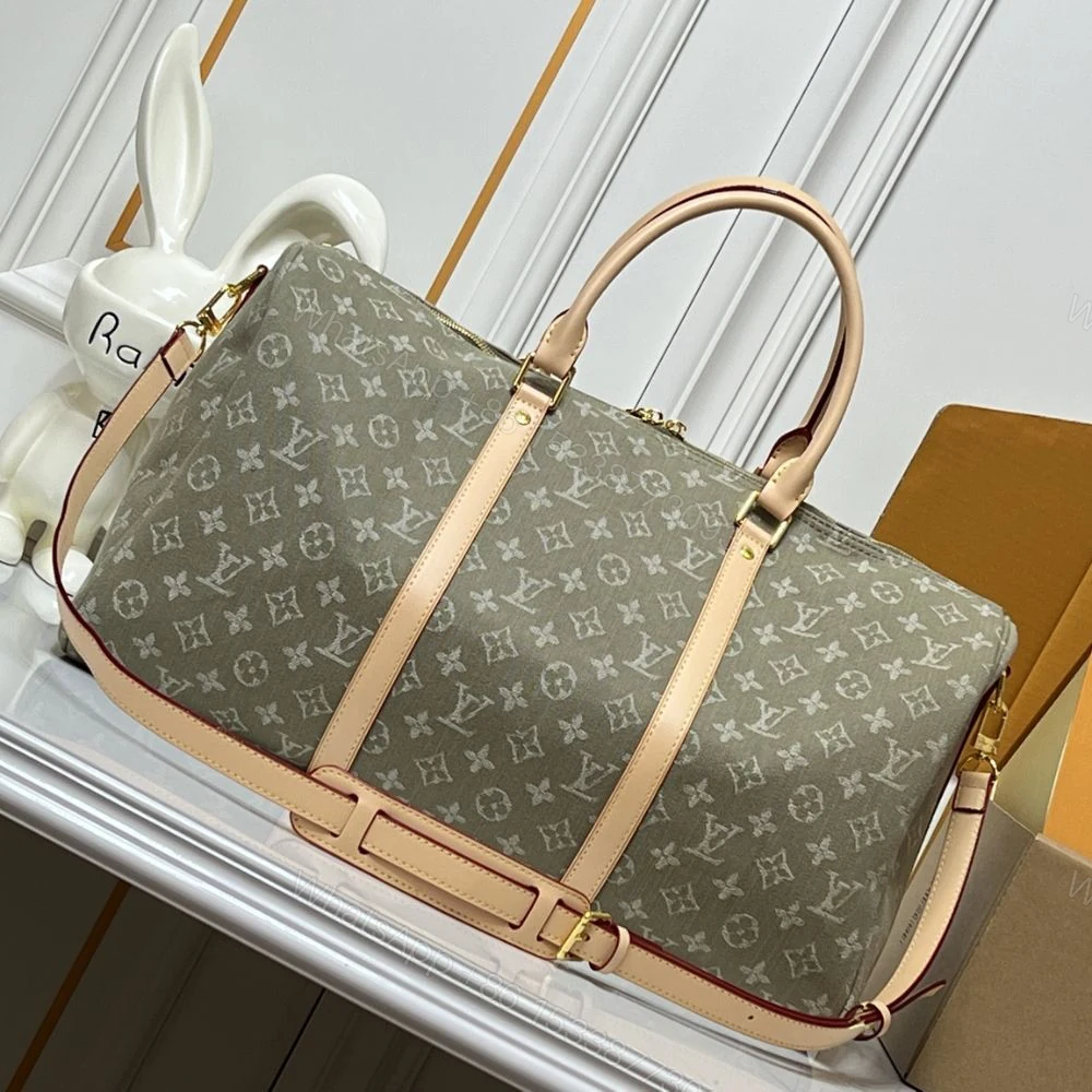 View 8 of Louis Vuitton Keepall Bandoulière 45 Khaki 45Cm