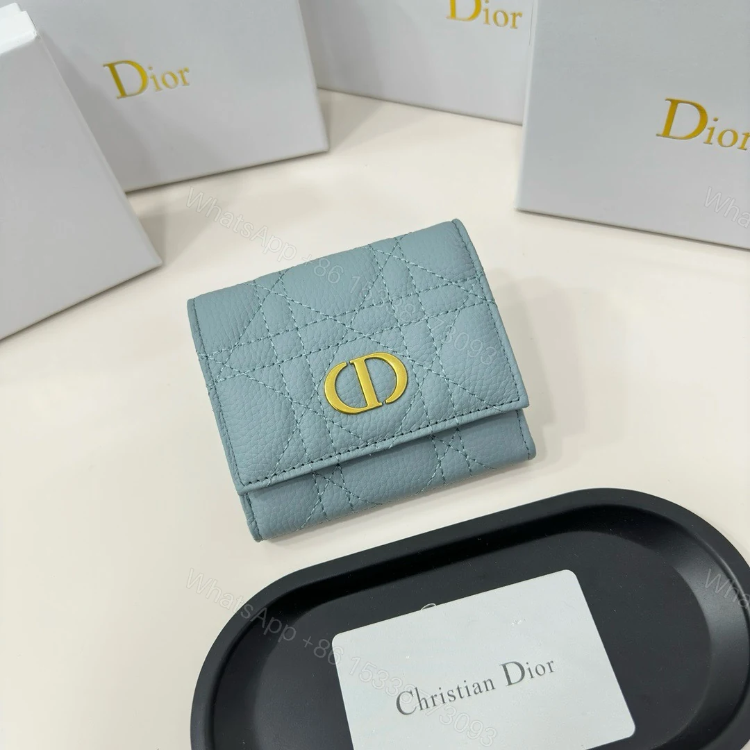 Dior 高仿短夾 女士淡藍皮革 CD金扣 立體縫線設計 — view 1