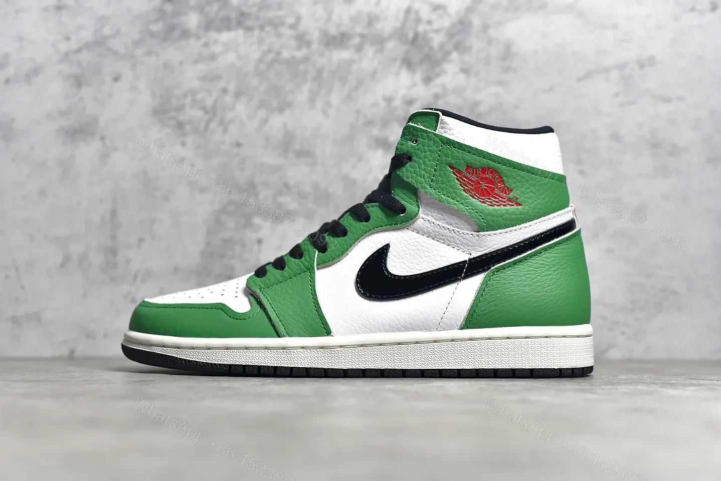 Air Jordan 1 Retro High “Lucky Green” Reps — view 1